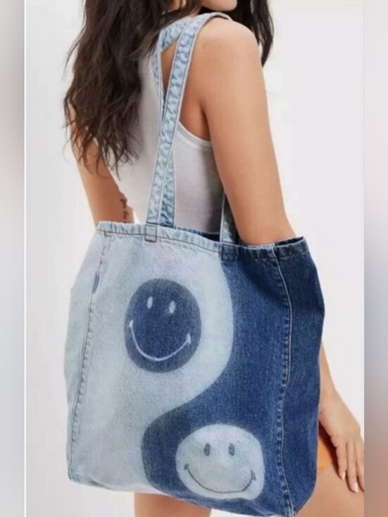 American Eagle Outfitters Handbags - American Eagle Outfitters Yin Yang Denim Tote Bag, Smiling Faces